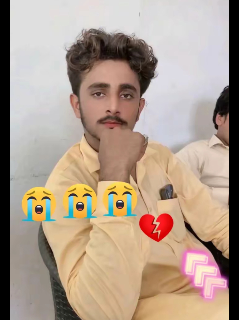 @naiyar abbas