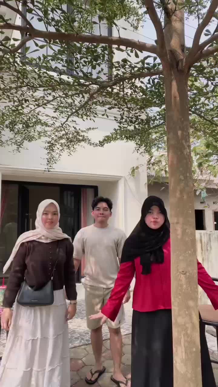 @Nyonya Jerman