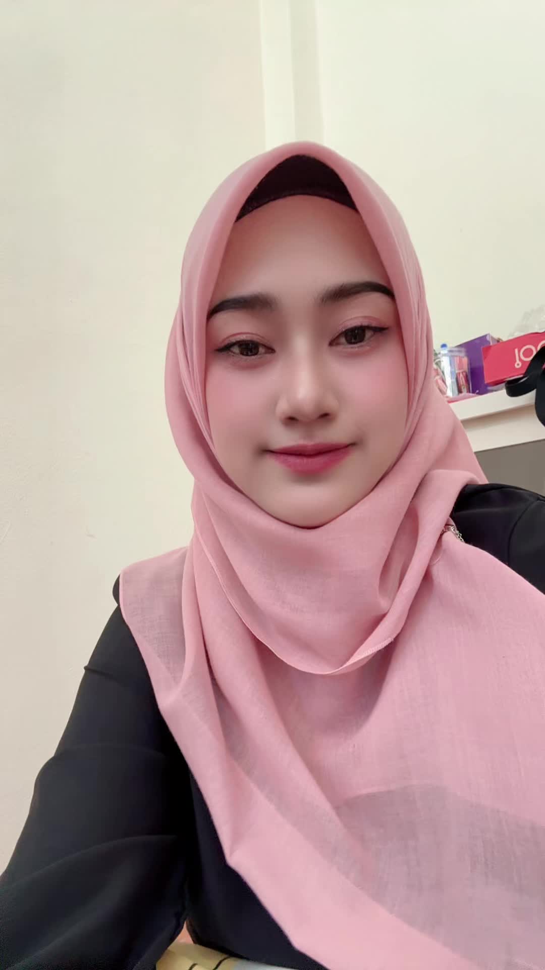 @Suriyanee.