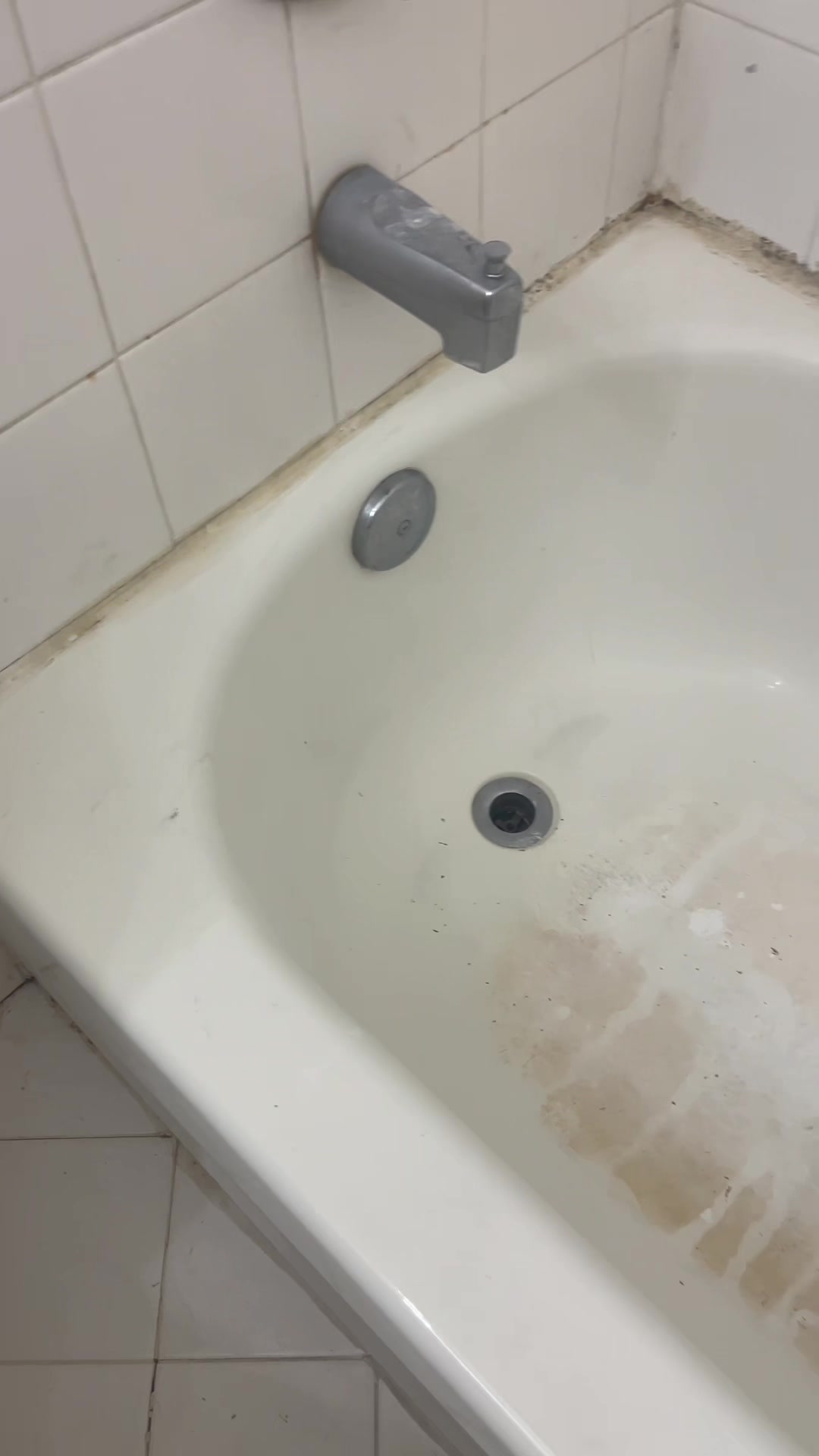 @THE BATHTUB GUY