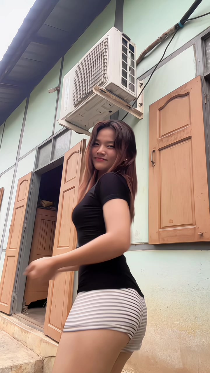 @K H I N
