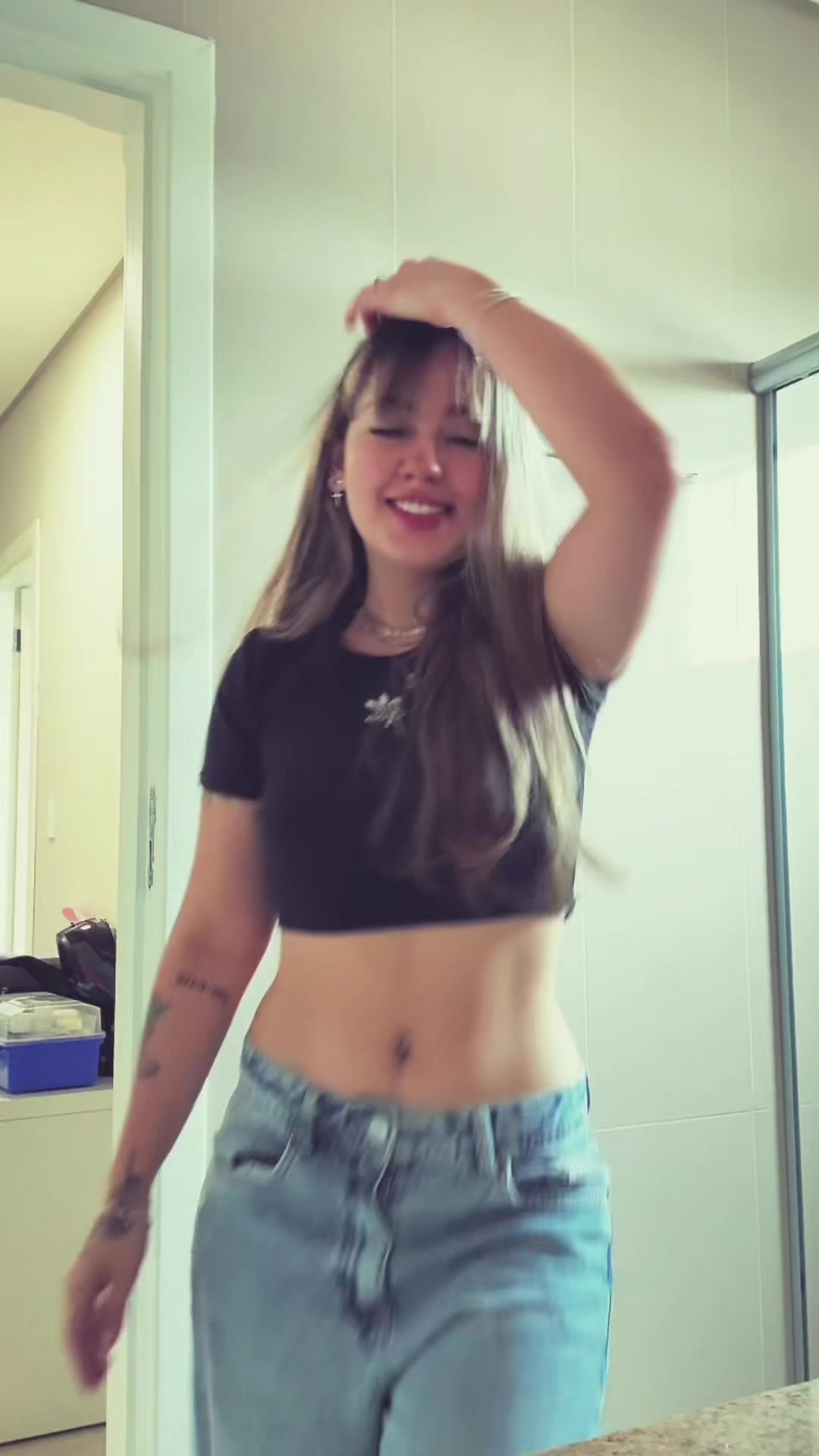 @anacat