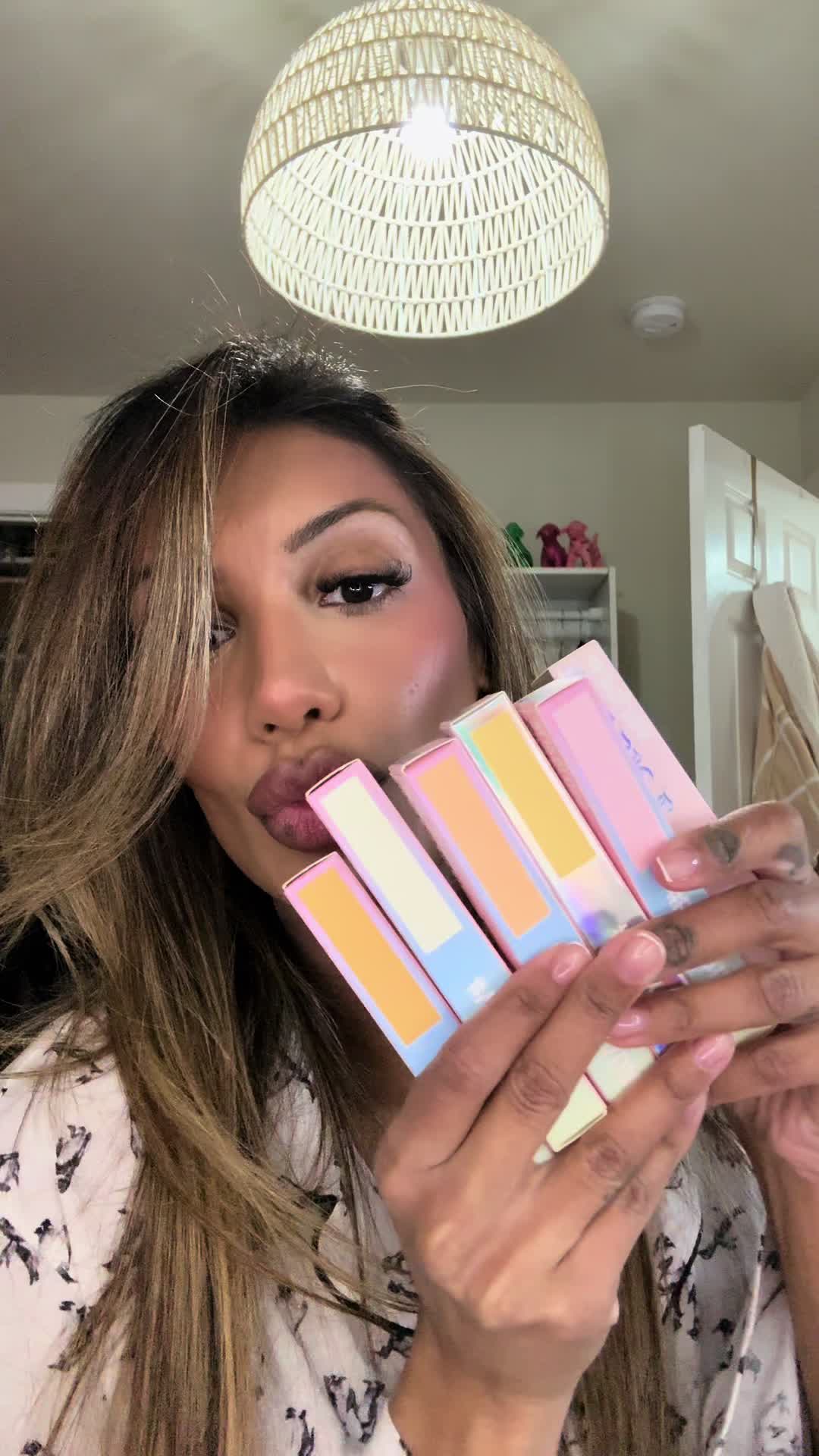 @Angelica K