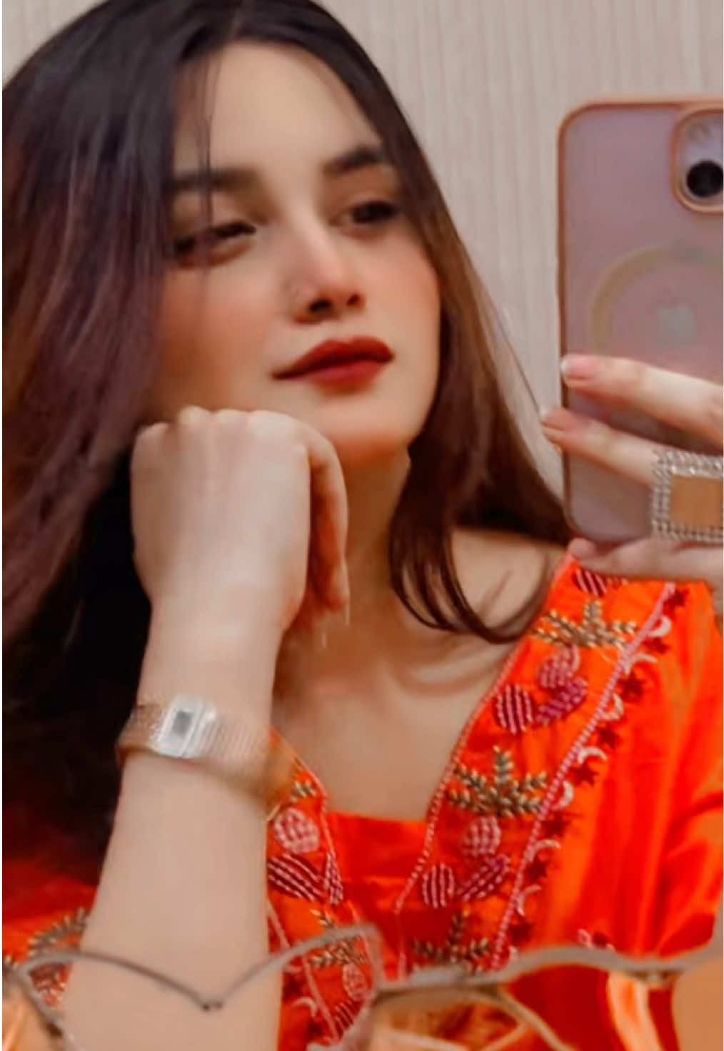 @Emaan🕊️✨