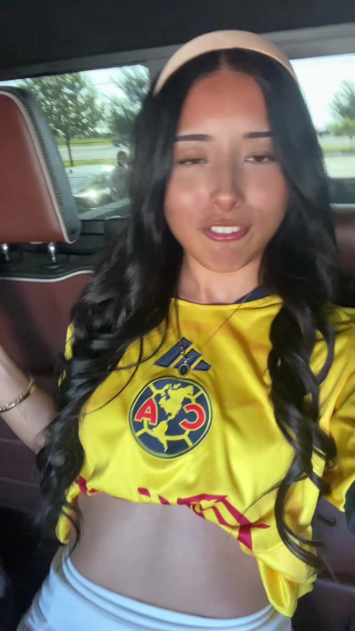 @esmeralda