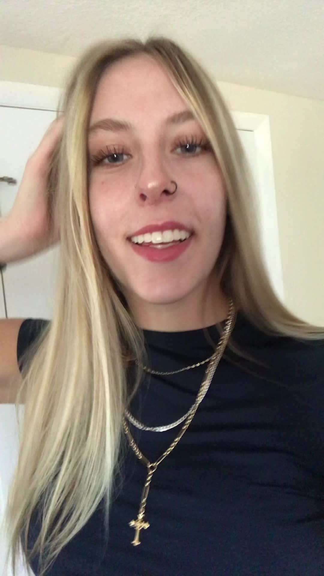 @hal🤩