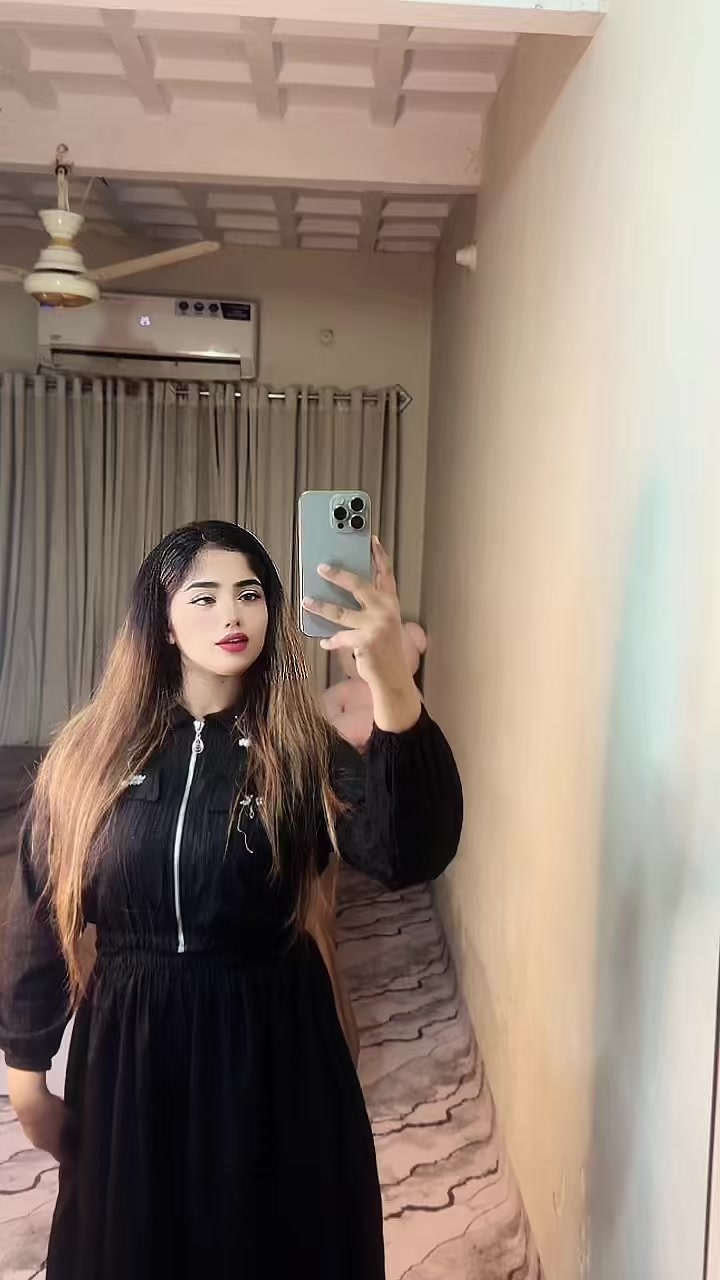 @ReeM Kh@N 🕊️