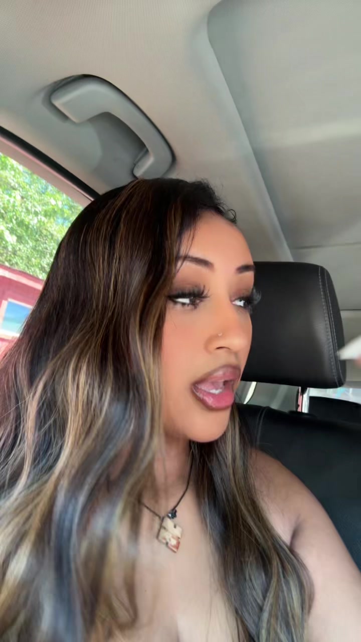@Lu.