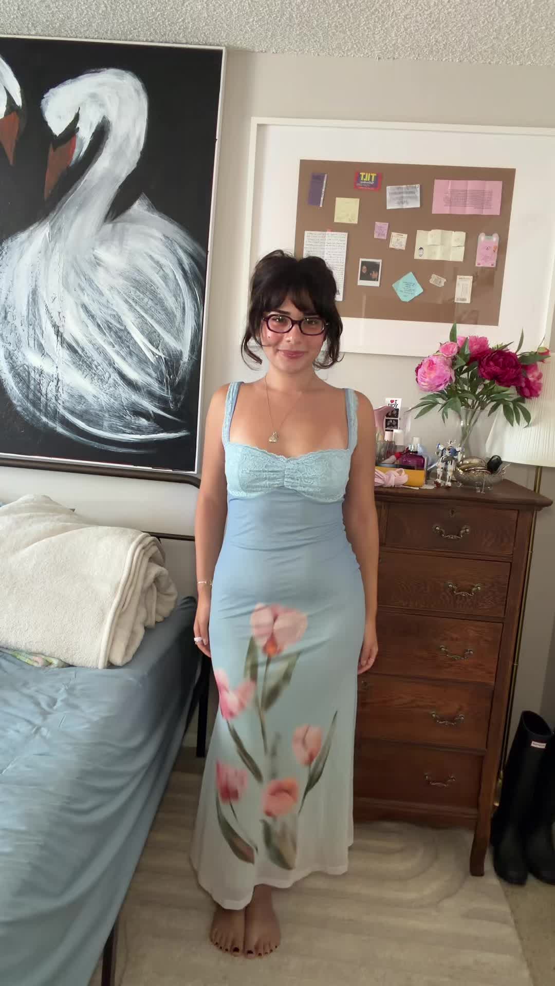@VIVIAN โ