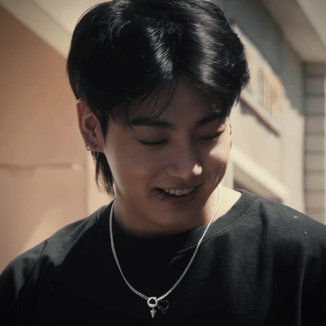 @ꨄ⁷