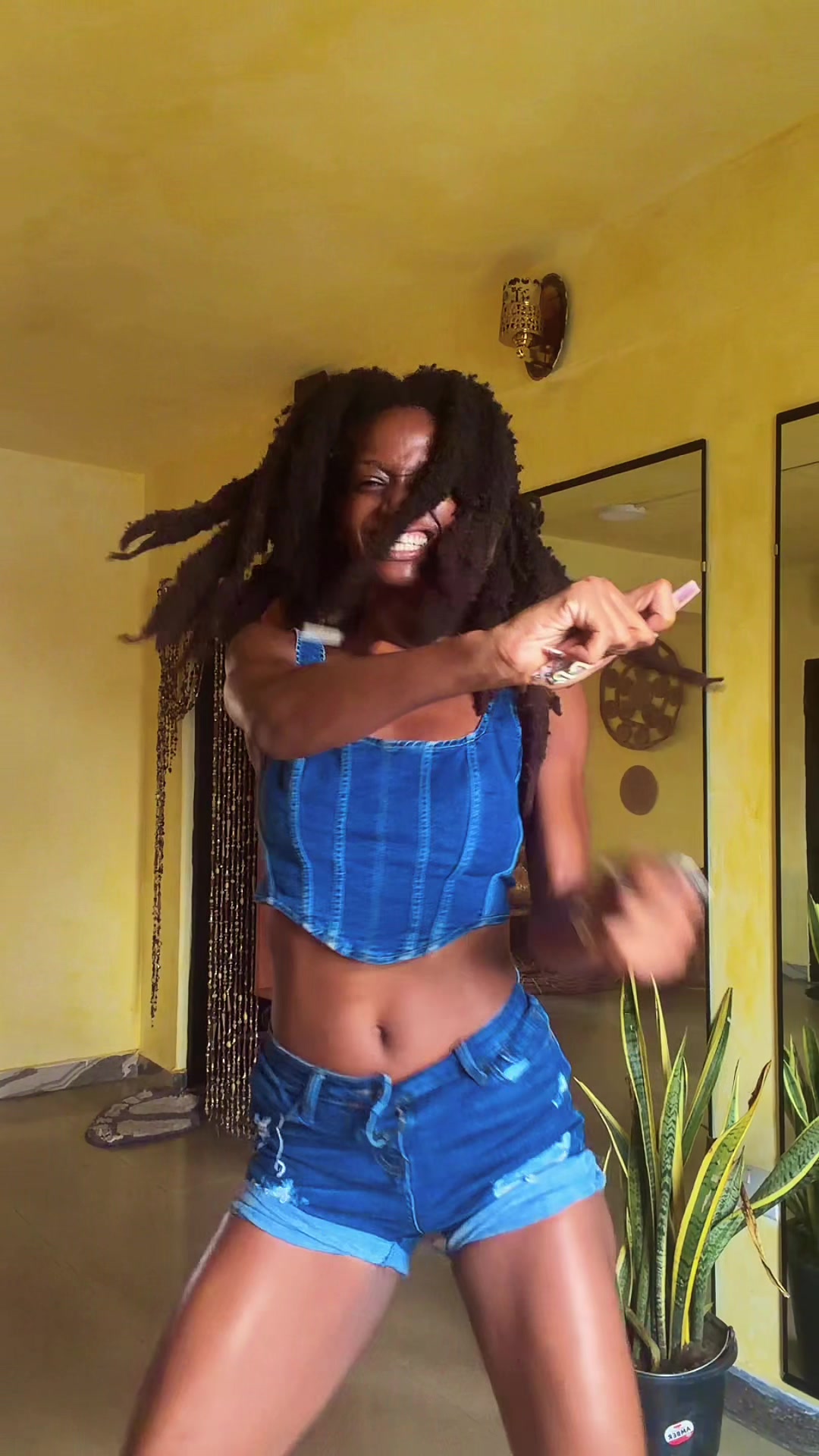 @Máyọ̀wá Mami Wata
