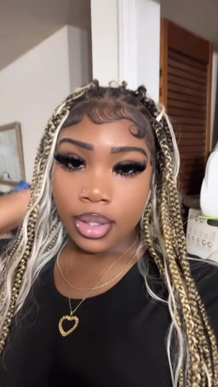 @Khia Trelesa