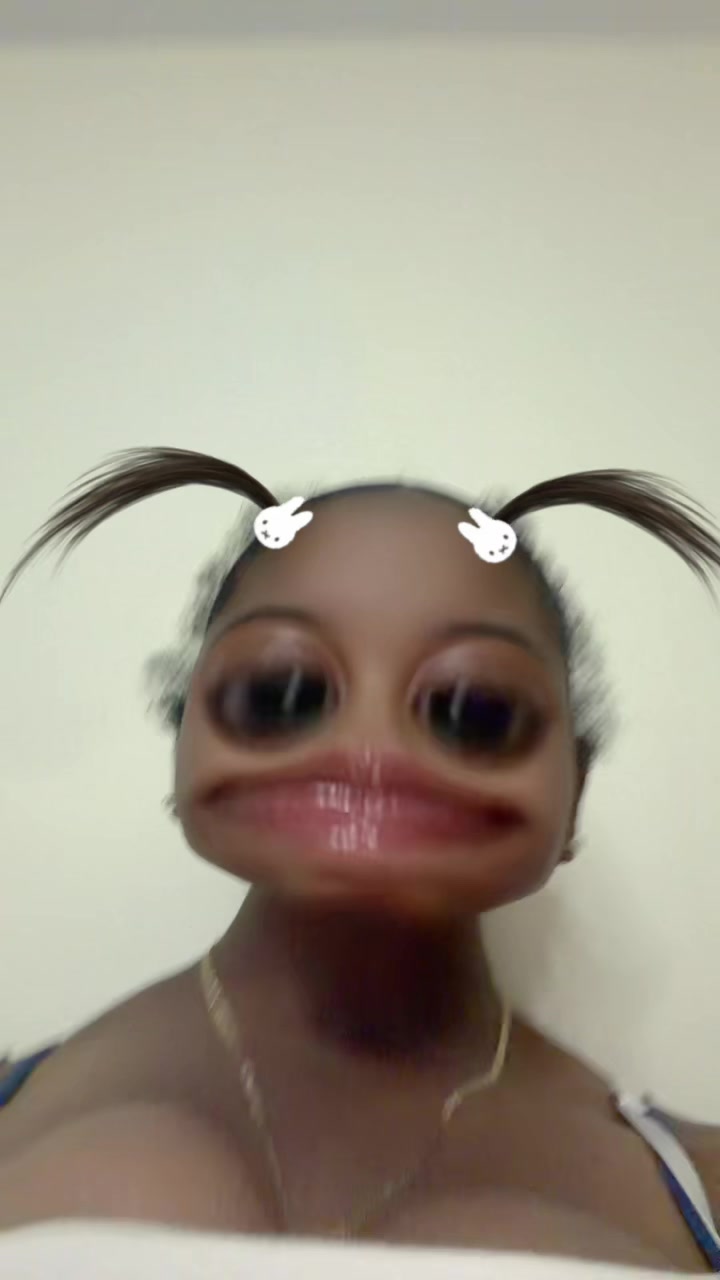 @im not real.