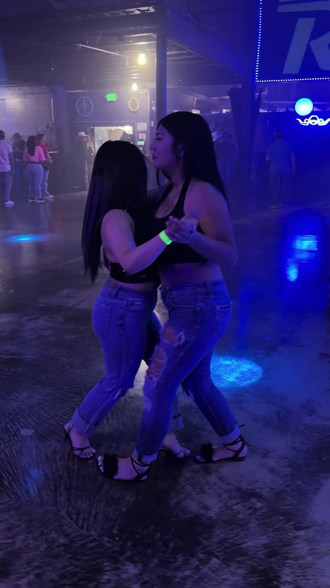 @𝒸𝓇𝓎𝓈𝓉𝒶𝓁