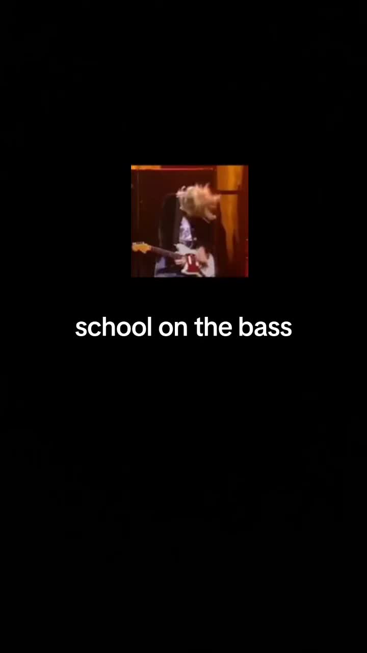 @❌️😈🔥🥁seriousEVILgirl🔥😈❌️