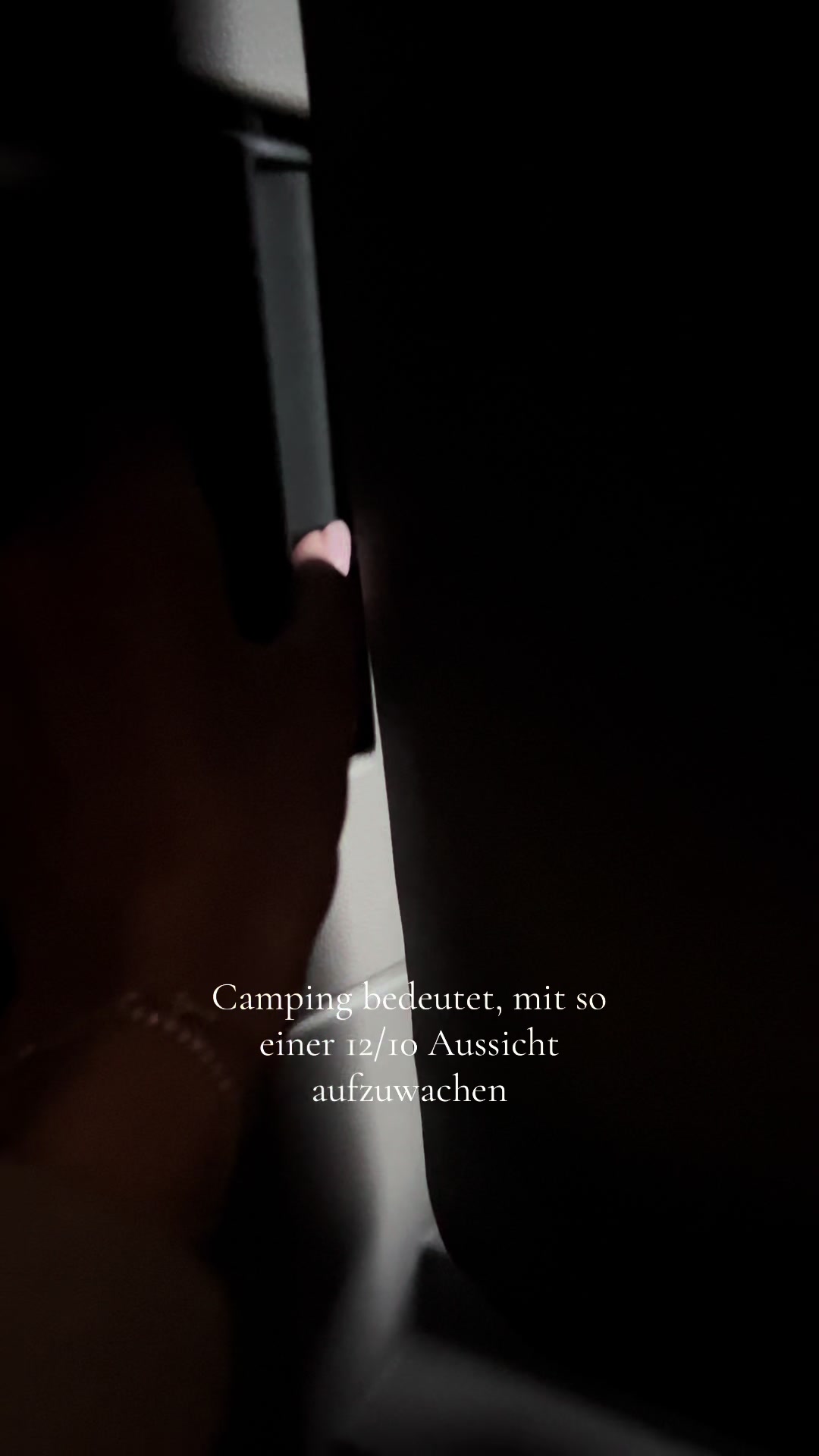 @ℰ 𝓋 𝑒 𝓁 𝓎 𝓃 &dagger;