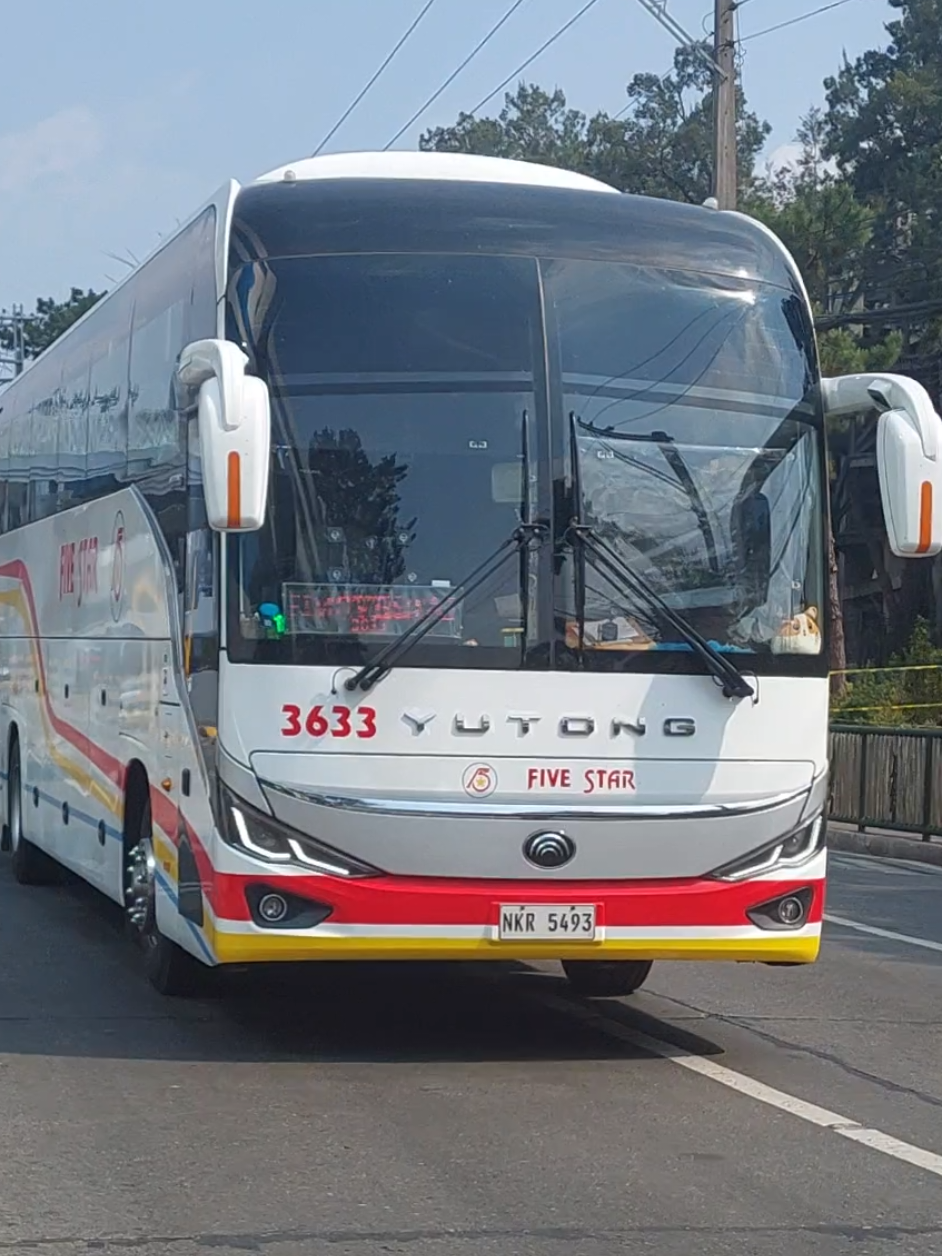 @𝘊𝘢𝘭𝘦𝘣🛩🚍𝘚𝘱𝘰𝘵𝘵𝘦𝘳
