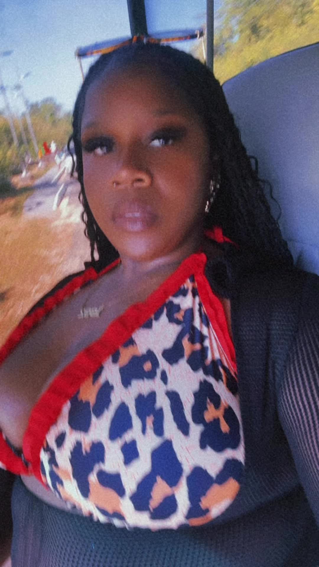 @Hissprettiestproblem🤍