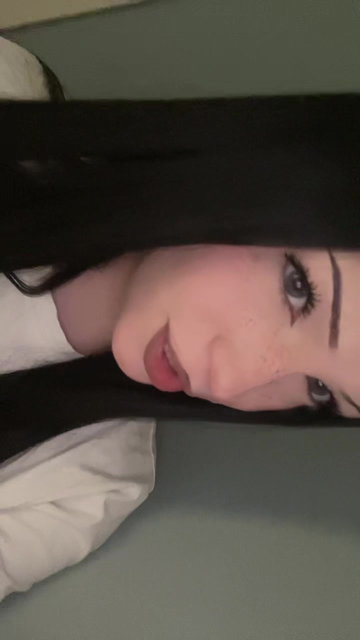 @дуня👅