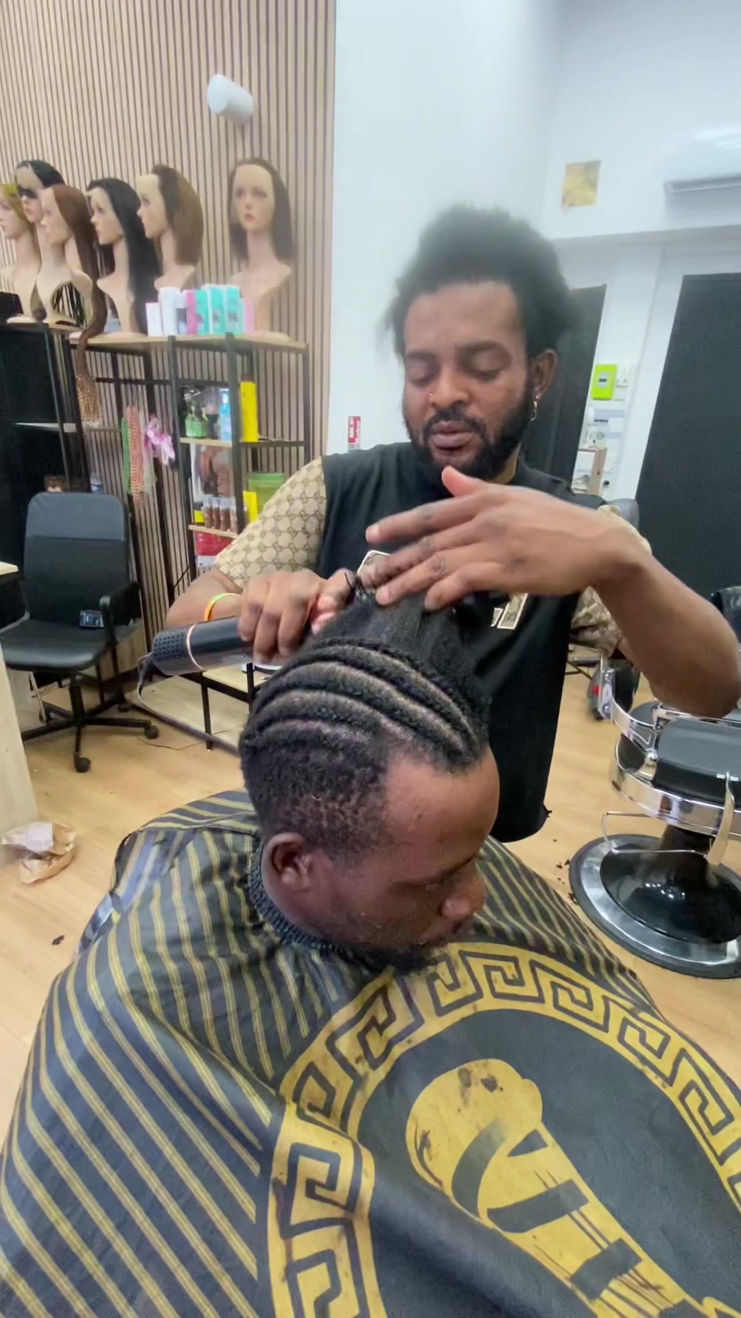 @SALON GRACE AFRO 42000