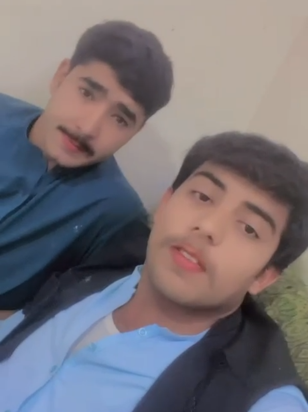 @👑رفیق۔اجمل 👑گندف وال 🥀