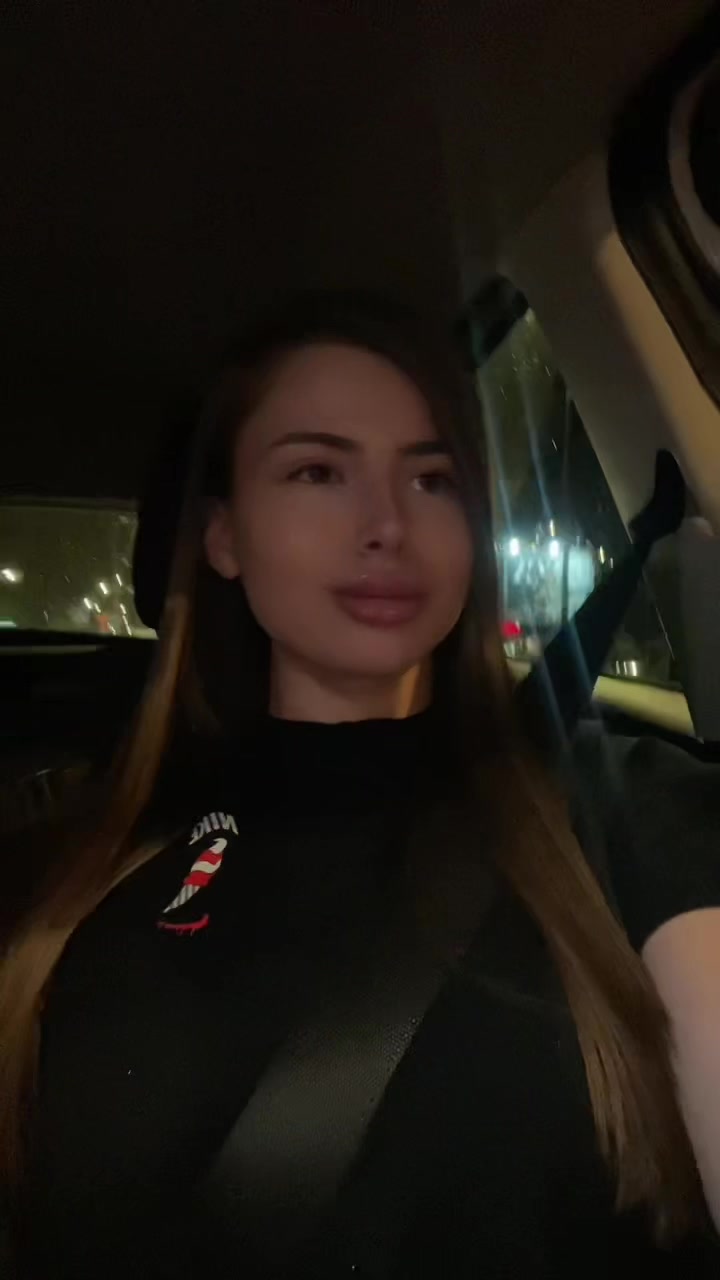 @Luna