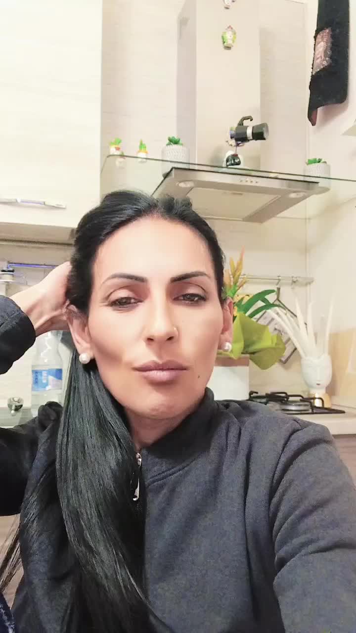 @lareinadelsud3