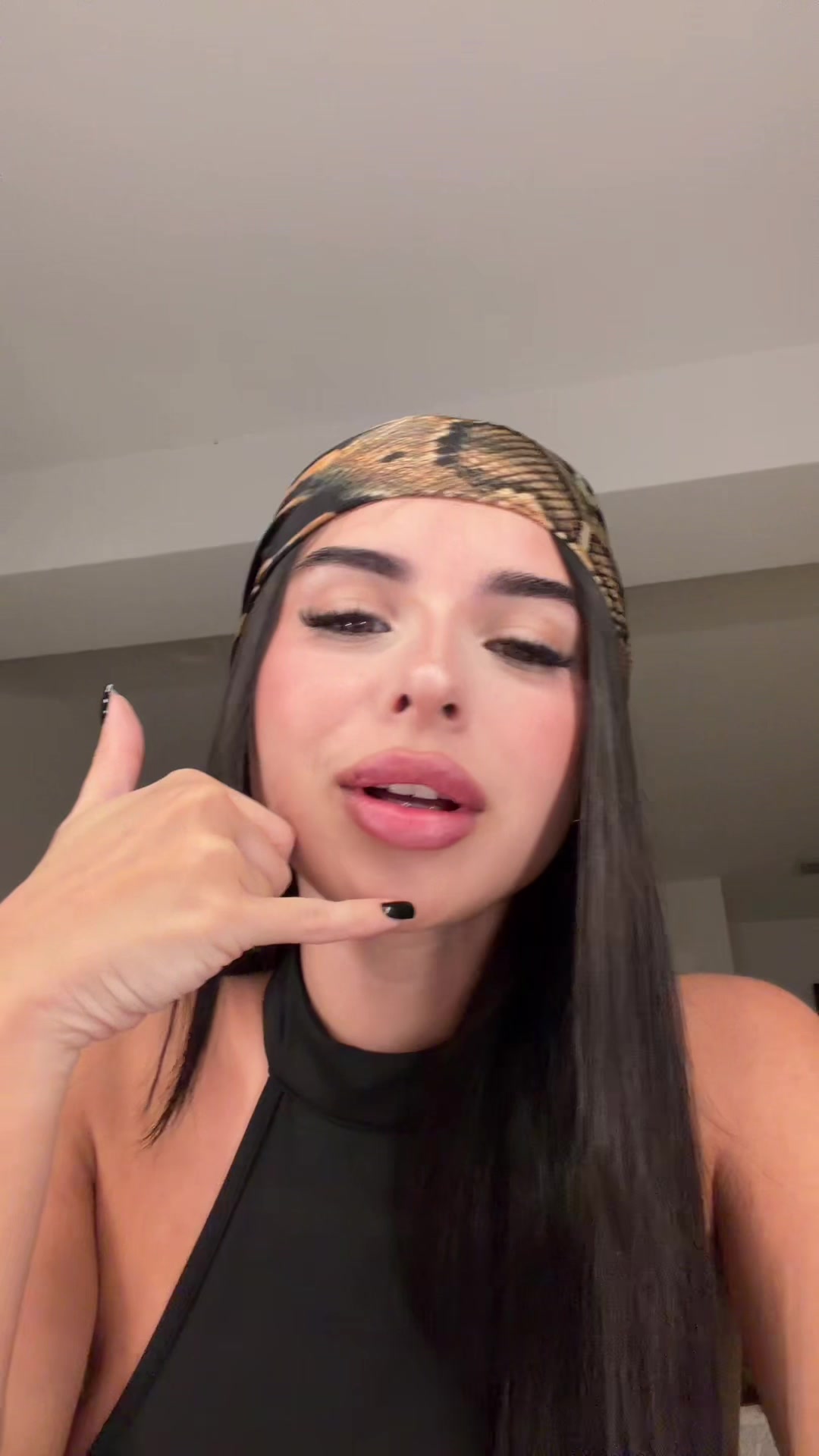 @vickyguez