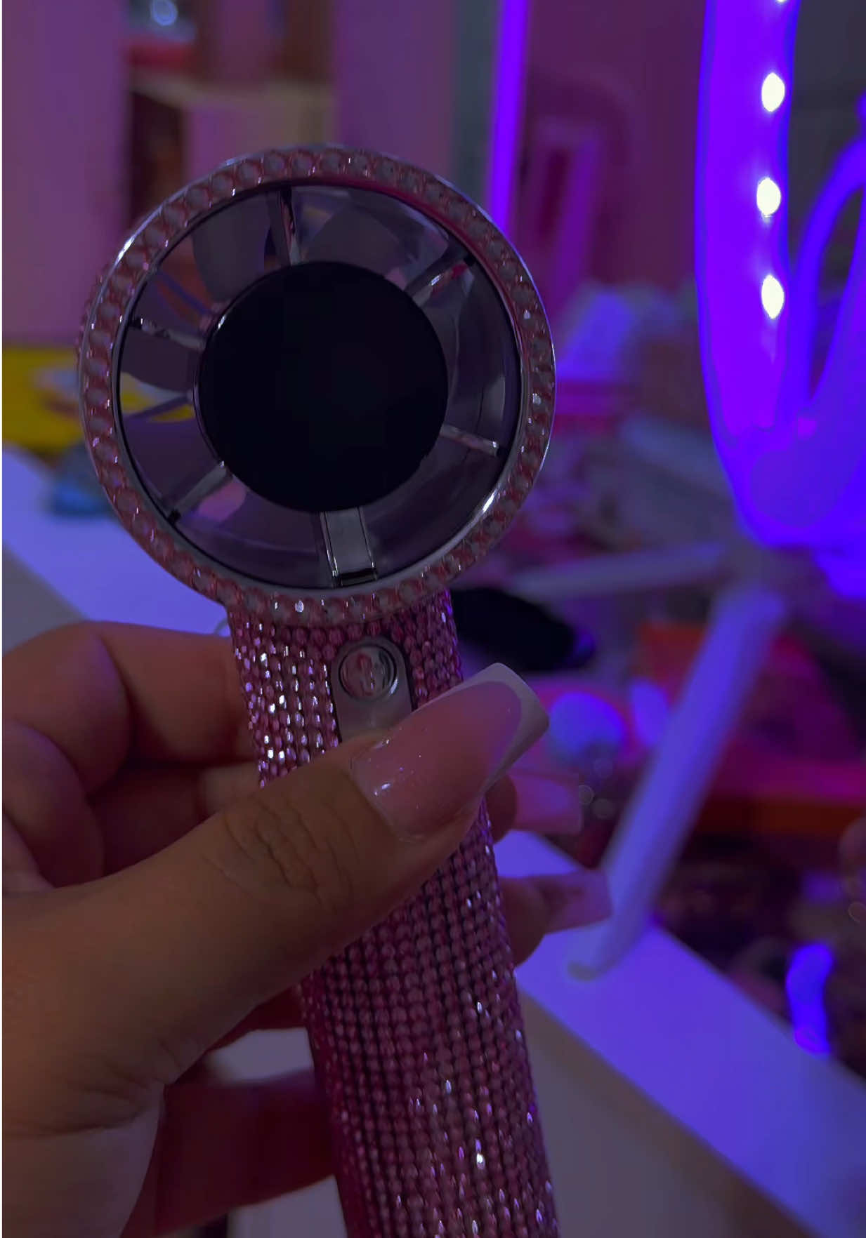 @Jisai Barber