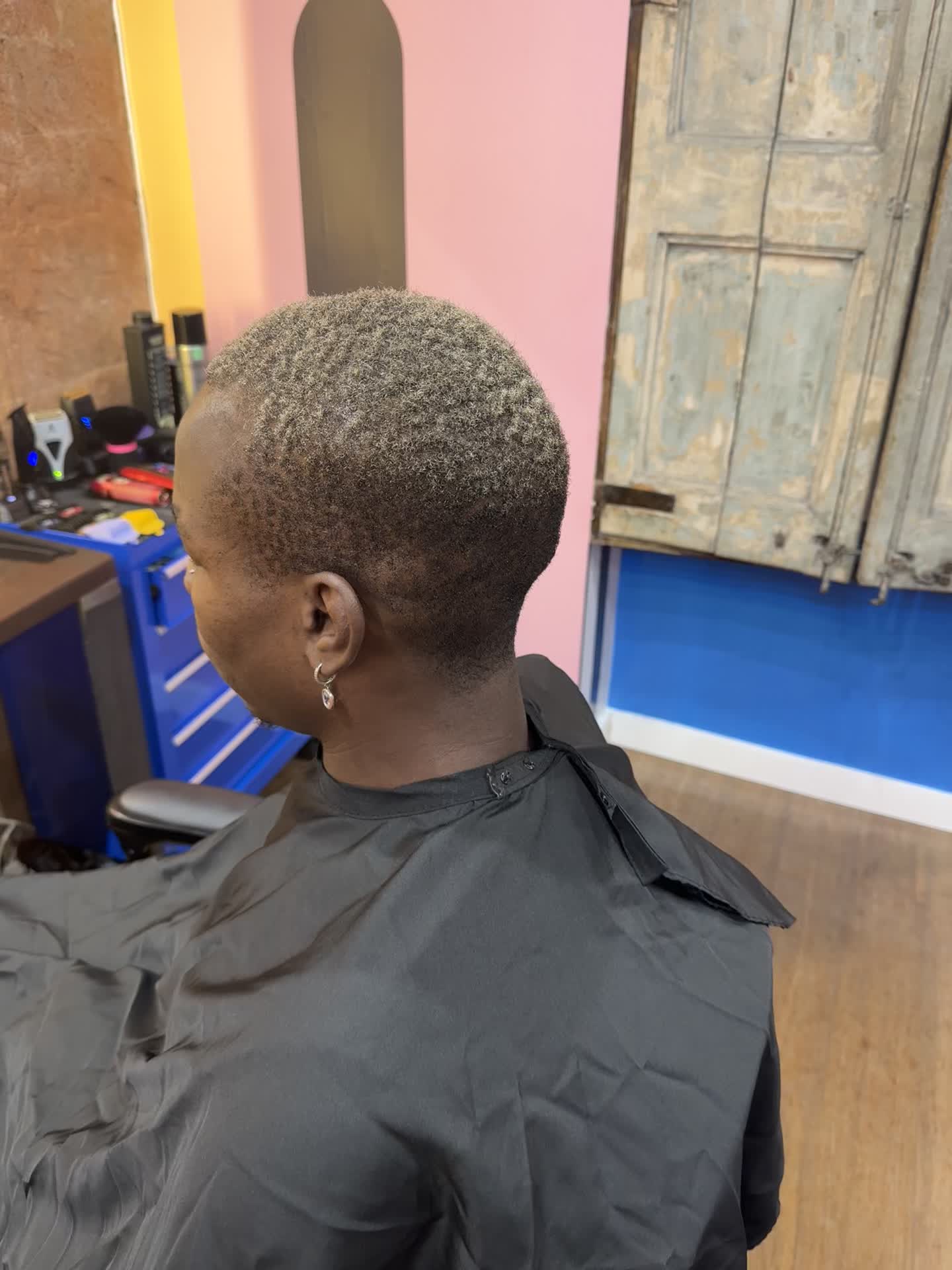 @Sister Mister Hair
