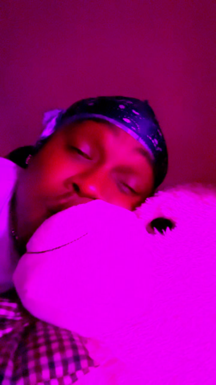 @LavishLunatic1211$
