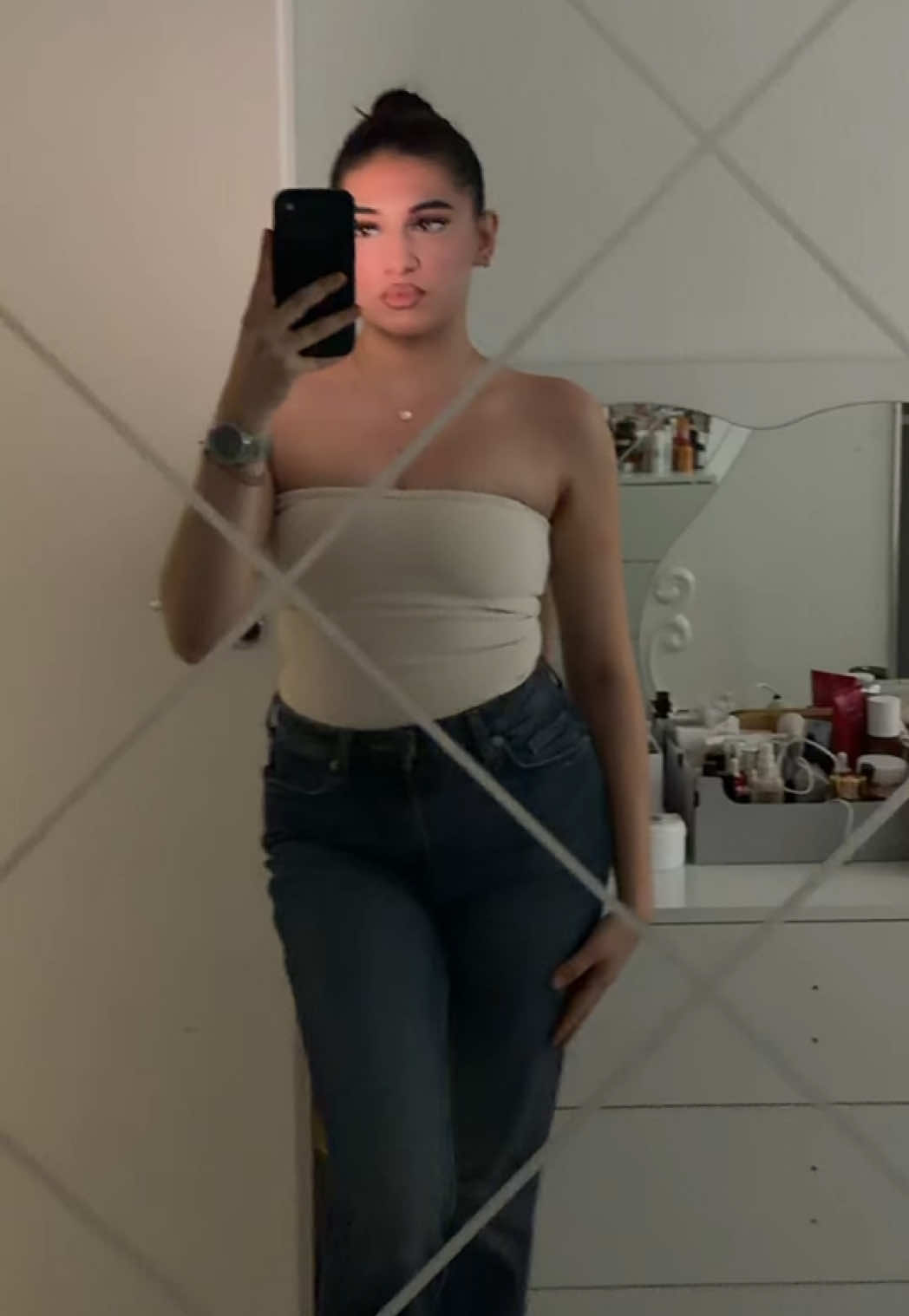@𝑀𝑒𝓇𝑜𝓉𝒾𝓃𝒶