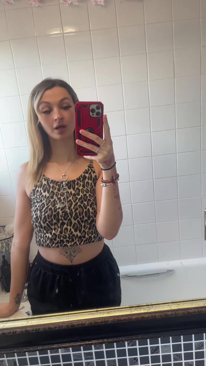 @courtneyjade9925
