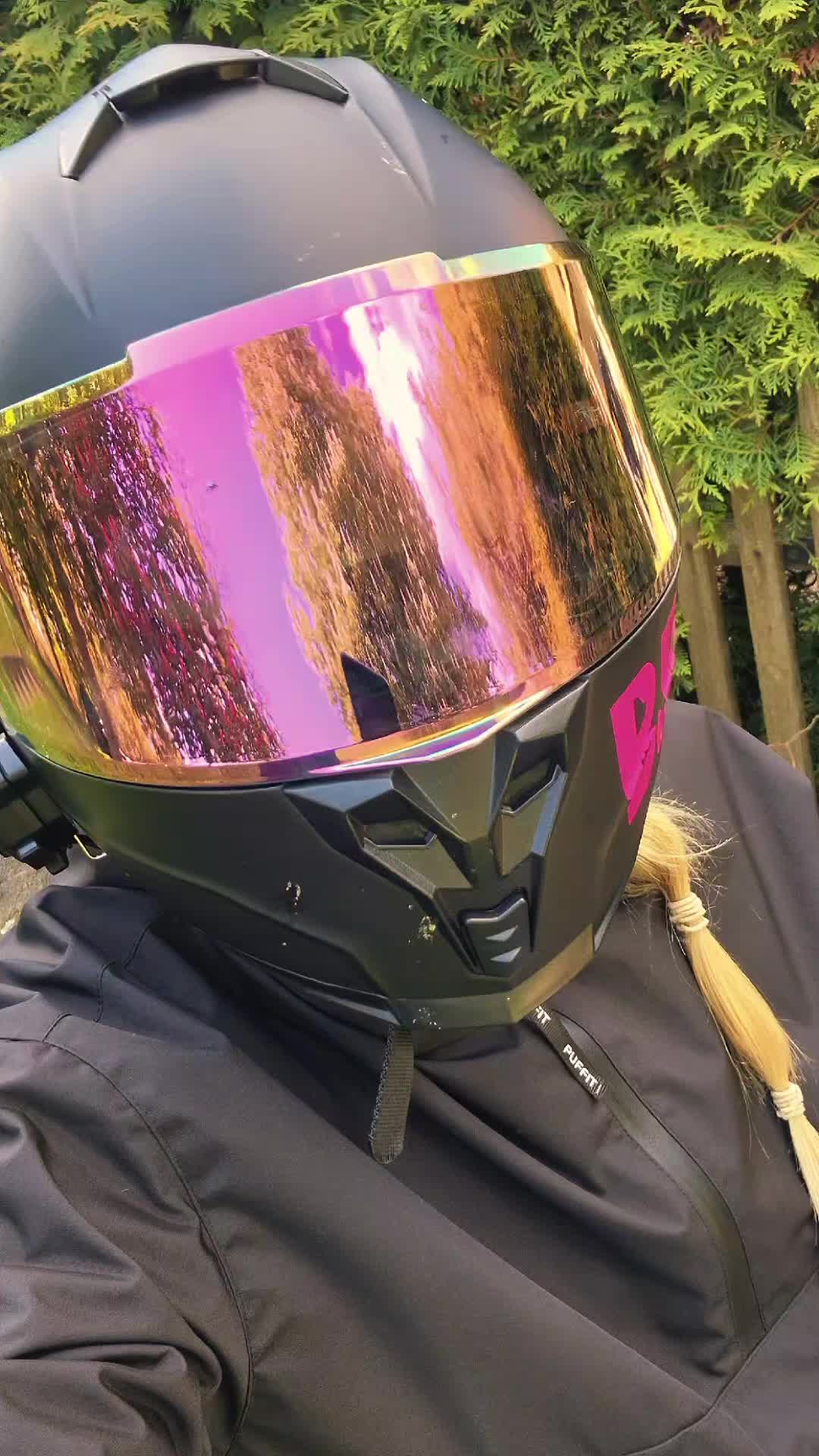@Vky_🇩🇪🦅