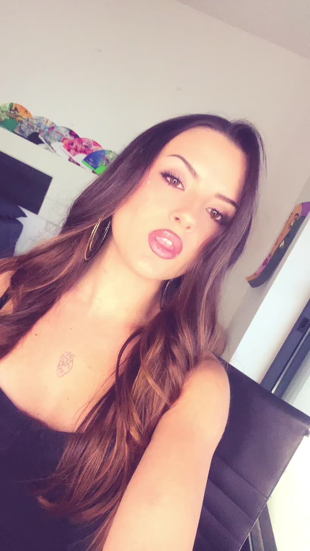@Júlia🐆