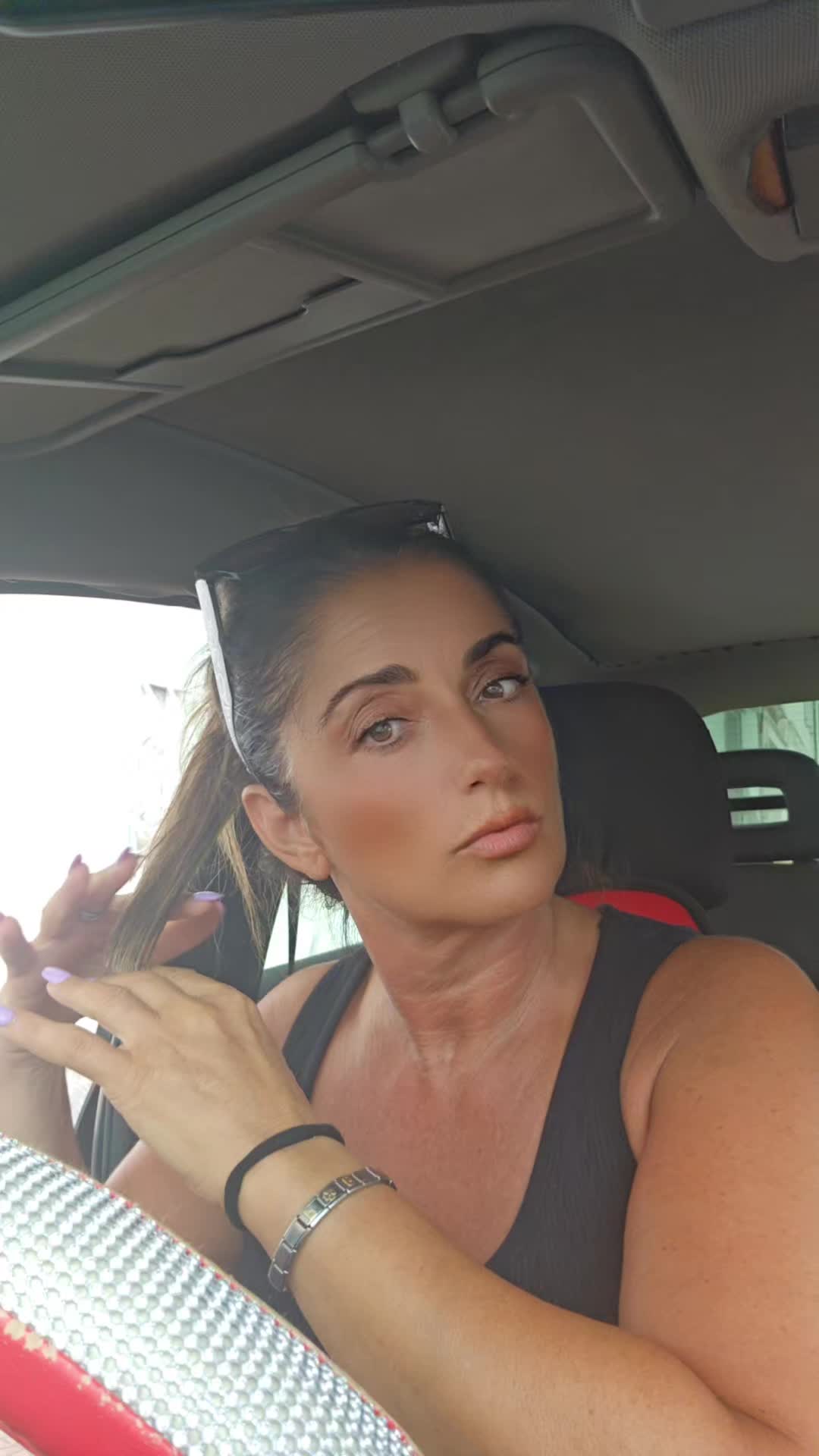 @Gina Di Caterino