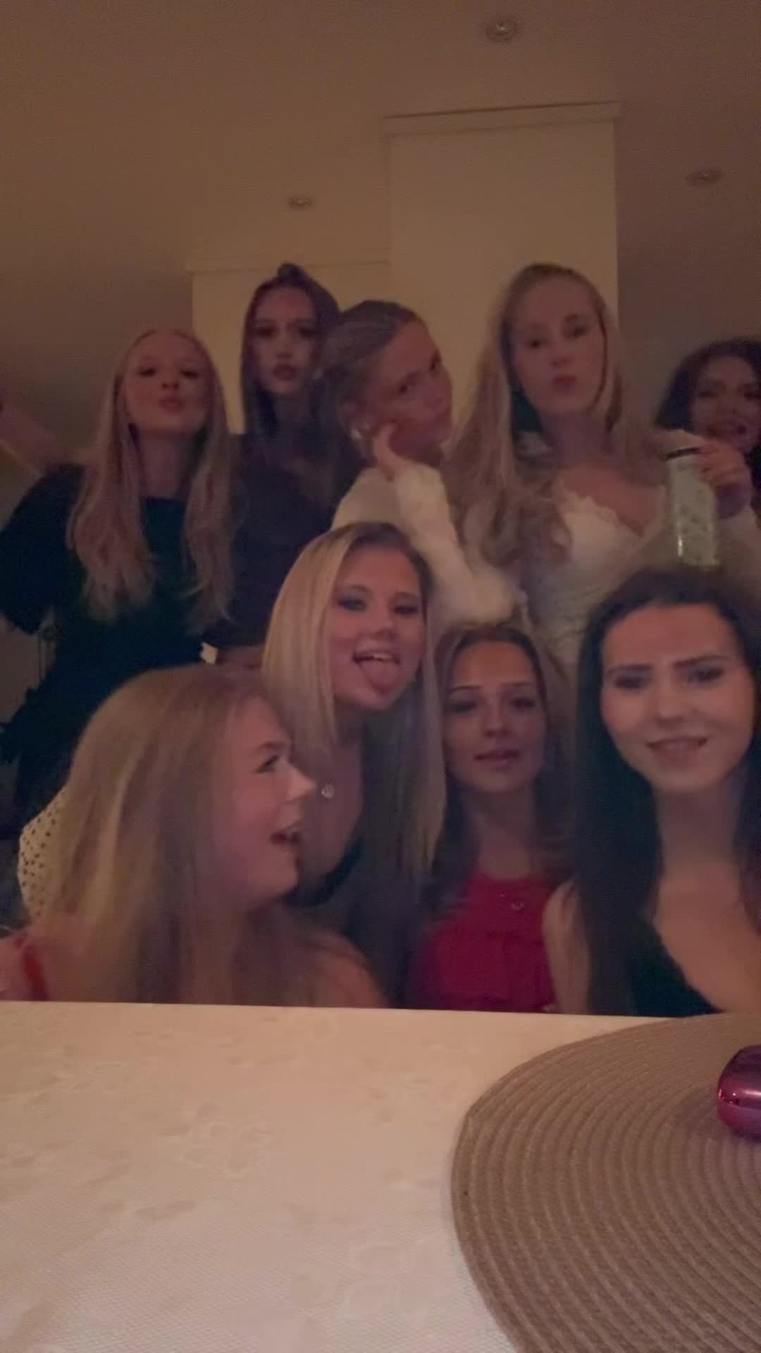 @𝒪𝓁𝒾𝓋𝒾𝒶💋