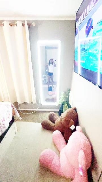 @REAL.ONEE