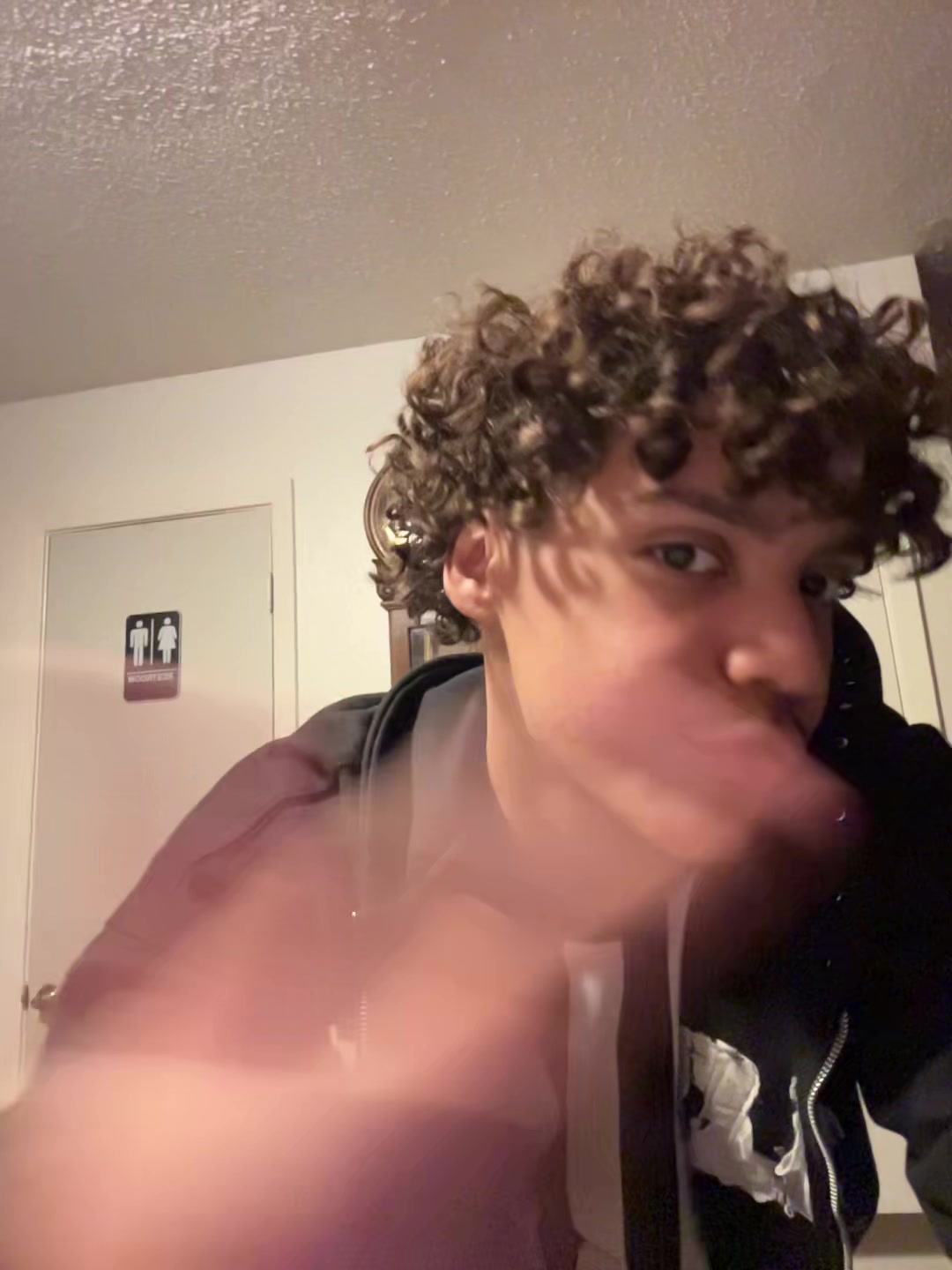 @chris.rramoss