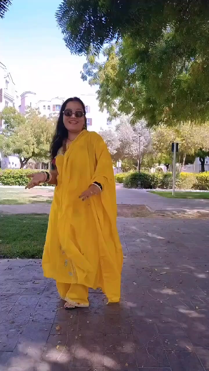 @santoshi🦋🦋
