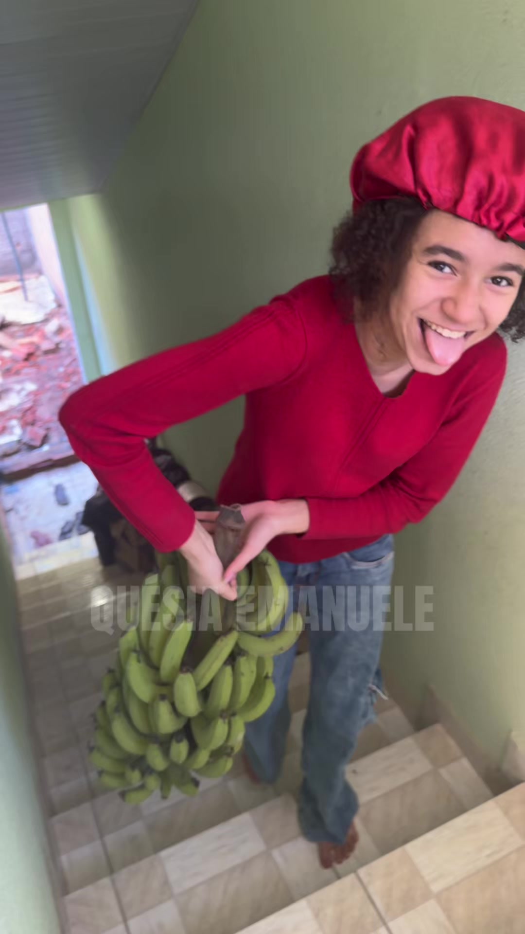 @Qu&eacute;sia e fam&iacute;lia J L