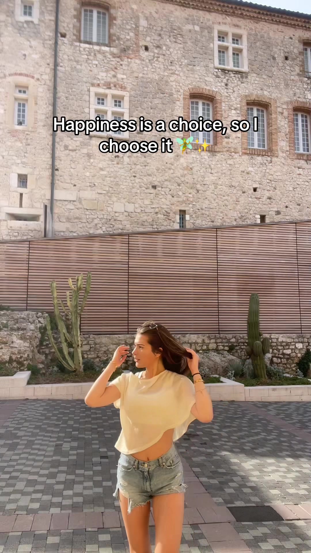 @Sienna