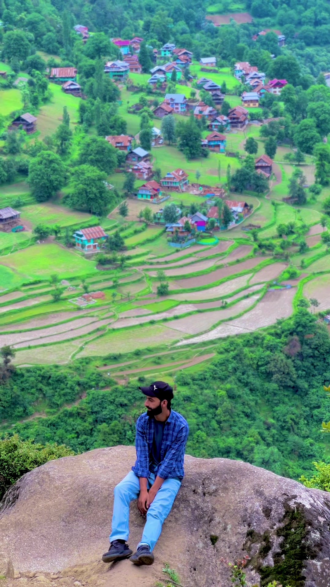 @Aamir Kashmiri 🍁