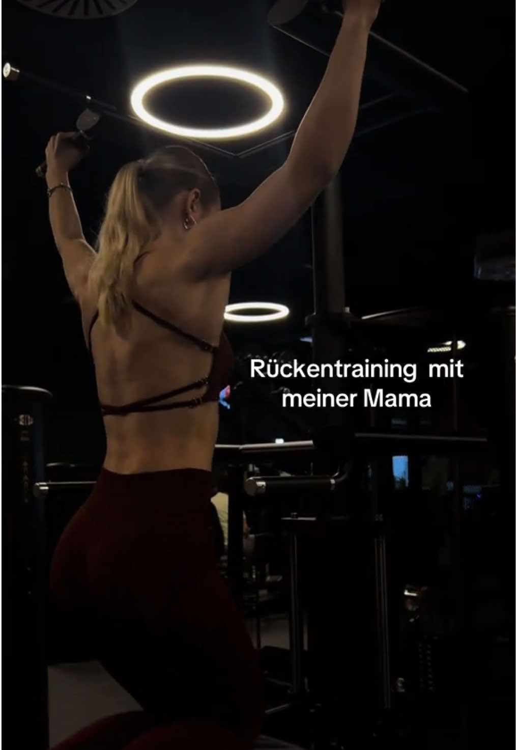 @Mia