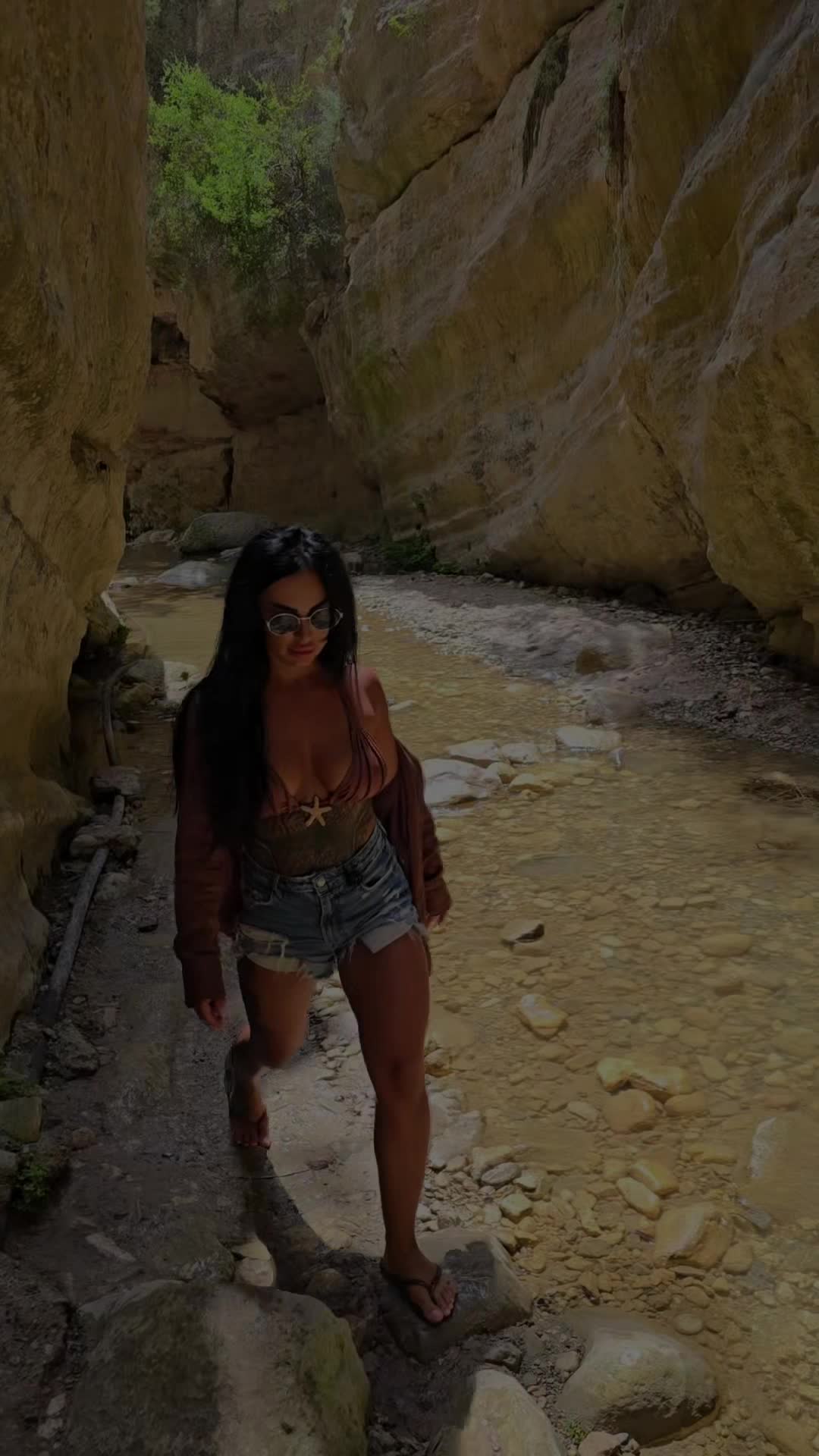 @Simonne