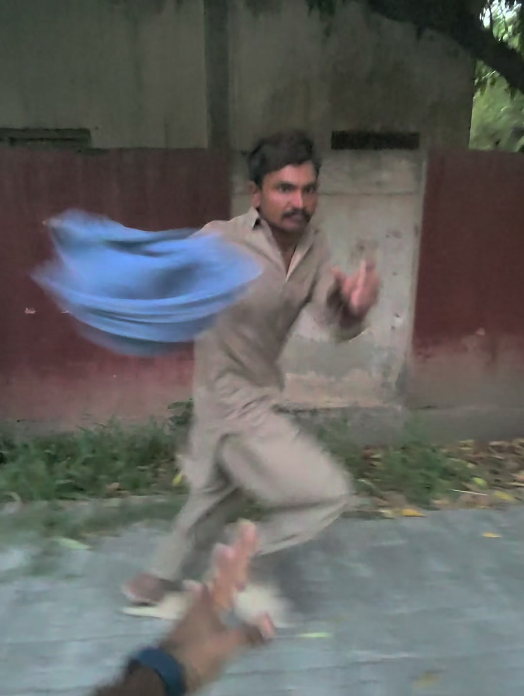 @Saud Prankster