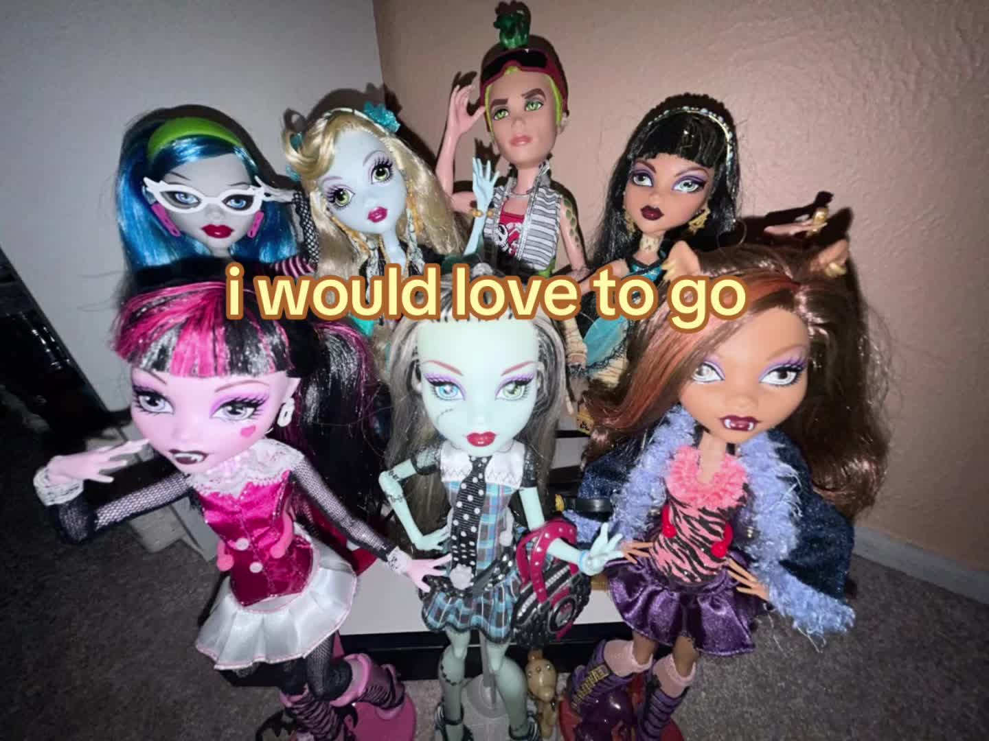 @✦𝖒𝖔𝖓𝖘𝖙𝖊𝖗 𝖍𝖎𝖌𝖍✦