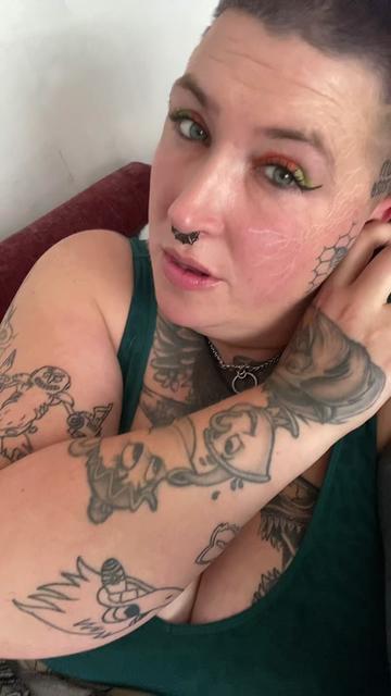 @Damagedgoddess