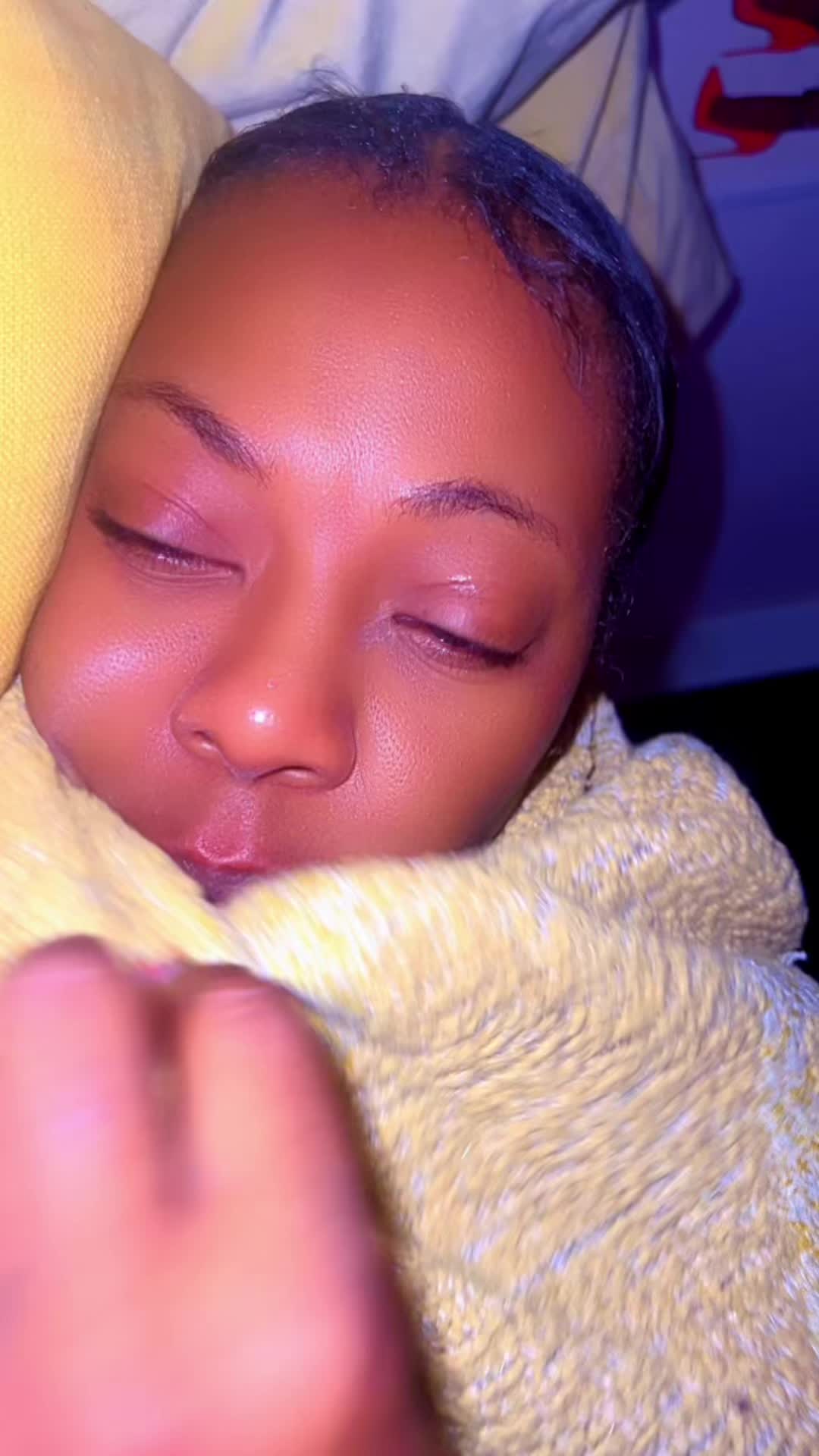 @chozenniq
