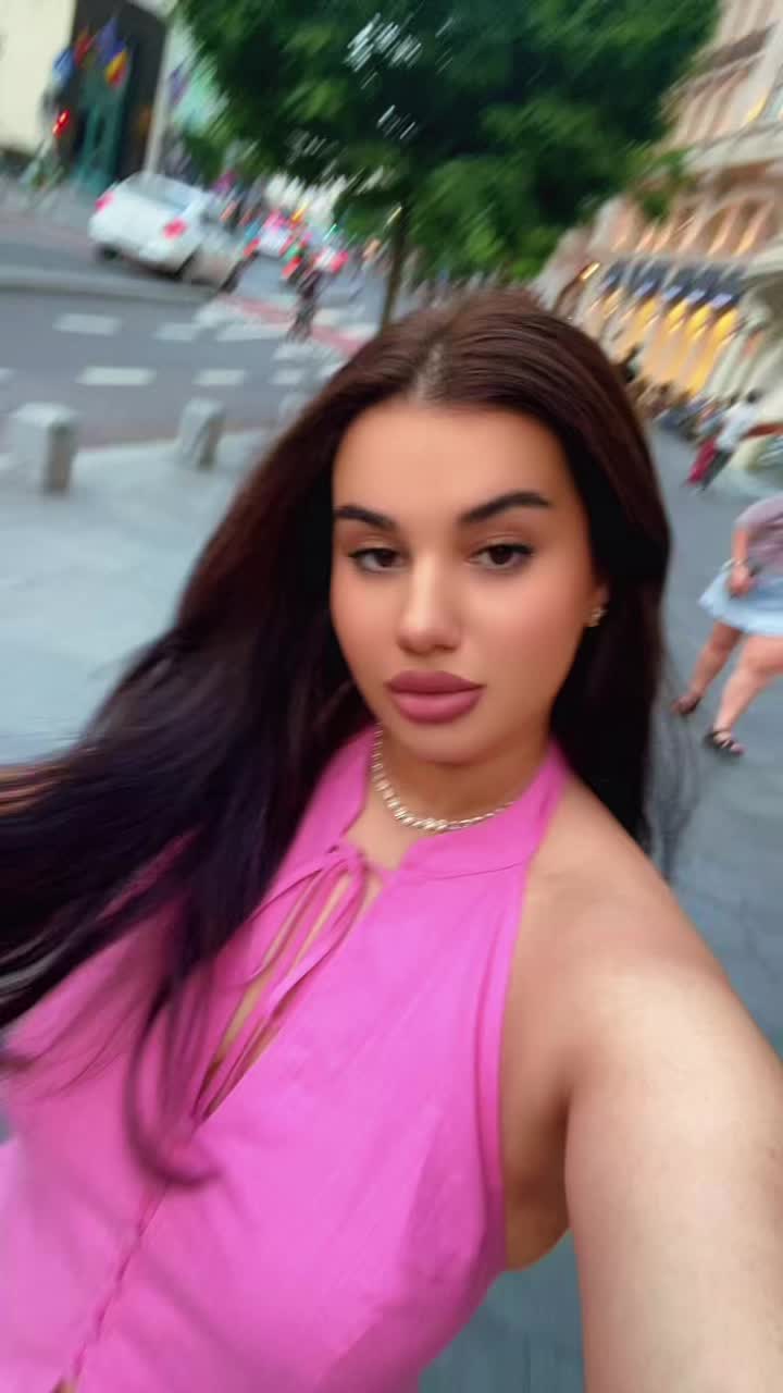@Ana_criss8